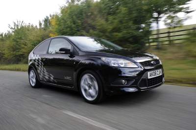 Ford turns up at hot hatch party with Focus Zetec S