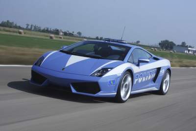 Lamborghini joins Italian police force