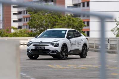 Citroen e-C4 X Review