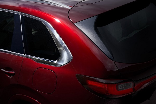 Mazda reveals teaser of new CX-80