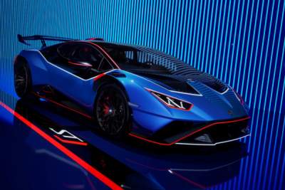 Automobili Lamborghini unveils the last Huracan, the STJ