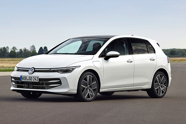 Volkswagen Wolfsburg starts production of updated Golf