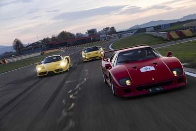 Ferrari completes testing of new tyres for the Enzo