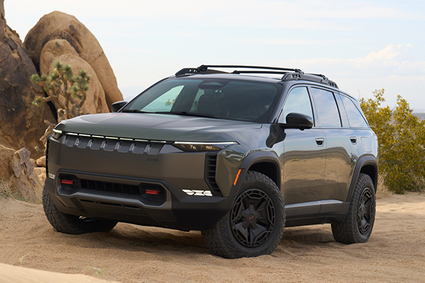 Jeep unveils Wagoneer S Trailhawk concept