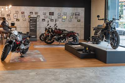 New R 12 and R 12 nineT previewed ahead of local launch