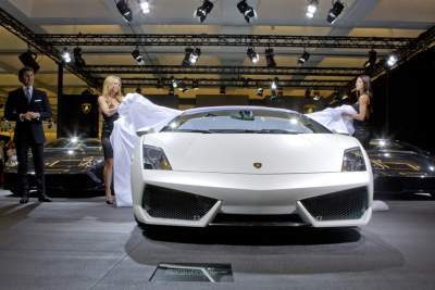 Lamborghini LP560-4 Spyder unveiled!