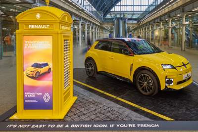 Renault 5 goes on display at St. Pancras in London