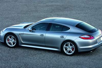 Porsche finally presents the Panamera