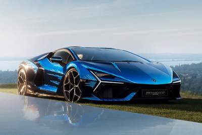 Lamborghini reveals one-off Revuelto inspired by Sardinia