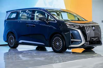 DENZA D9 units for global markets roll off production line