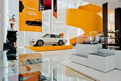 Curvistan opens in Bangkok