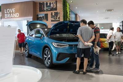 Mycarforum visits the Volkswagen ID.5!