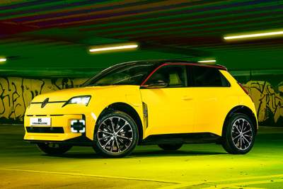 Renault 5 E-Tech 100% electric available in the U.K. in 2025