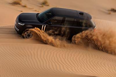Range Rover Electric prototypes undergo hot-weather testing