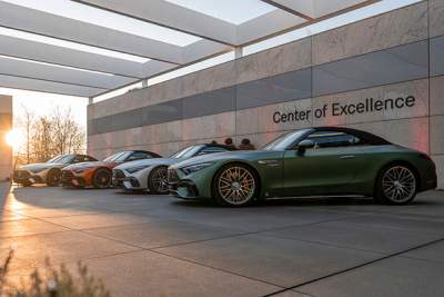 Mercedes-Benz opens new Manufaktur Studio