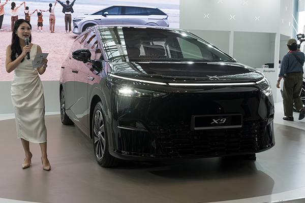 RHD XPENG X9 marks its global debut in Singapore