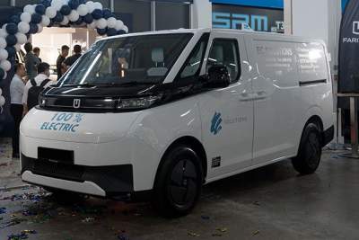 New electric van, Farizon SuperVan, launched in Singapore