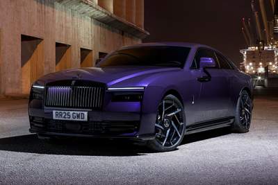 Rolls-Royce unveils the Black Badge Spectre