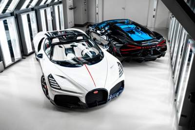 Bugatti begins deliveries of the Mistral