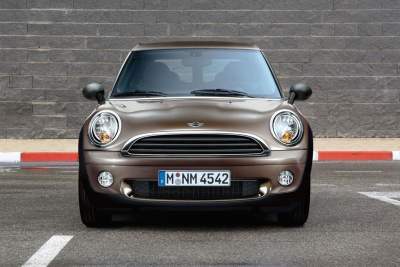 MINI One Clubman unveiled