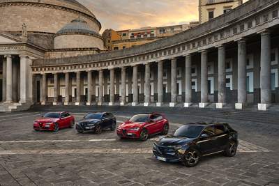 Alfa Romeo unveils new INTENSA special series