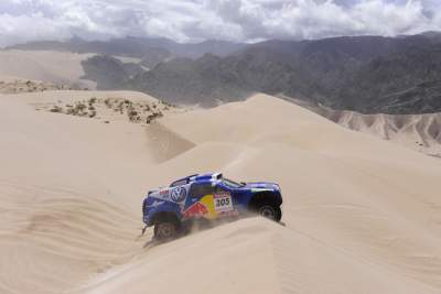 VW achieves historic diesel-powered victory in Dakar Rally