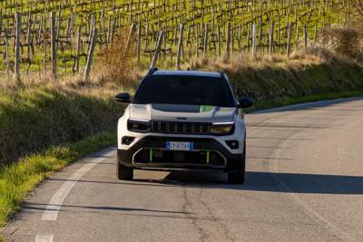 Stellantis’ Tychy plant begins Jeep Avenger 4xe production