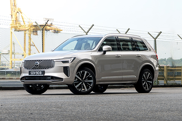 Volvo XC90 B5 Mild Hybrid Facelift Review