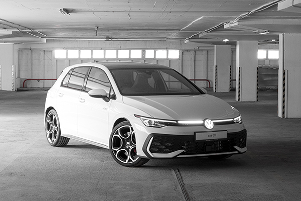 explore new car guides image