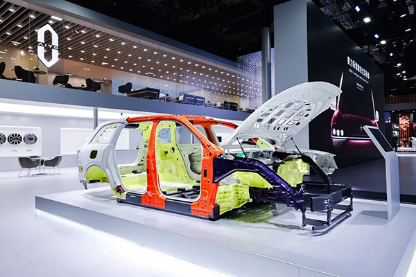 SERES debuts new safety feature at 2025 Auto Shanghai