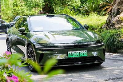 Zeekr 007 GT First Drive Review