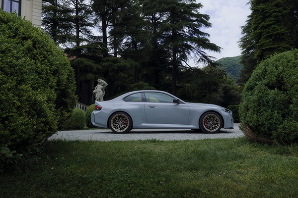 BMW M2 CS celebrates "design world premiere"
