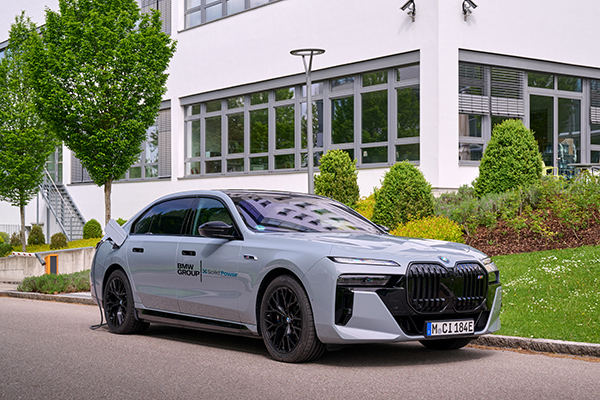 BMW Group testing solid-state batteries in BMW i7 test car