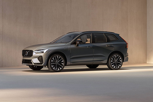 Volvo Singapore gets two new XC60 SUV variants