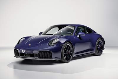 Porsche Italia celebrates 40th anniversary with two models