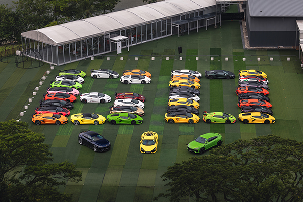 explore new car guides image