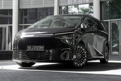 XPENG X9 Premium Seat Facelift Review