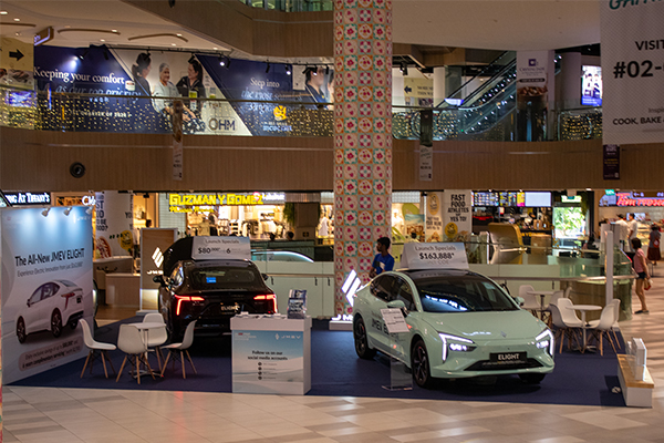 JMEV continues to dElight at i12 Katong roadshow