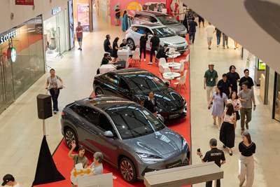 BYD by JC is in Seletar Mall to offer you the best deals
