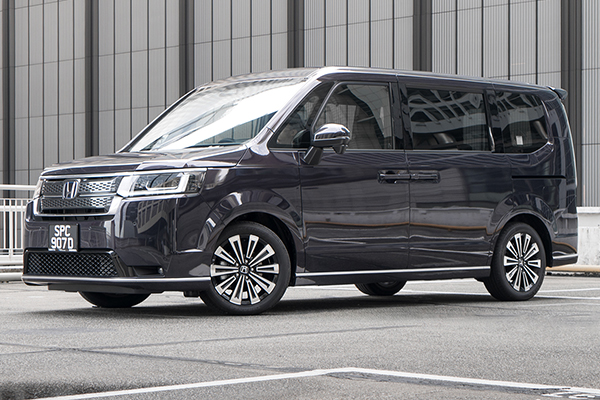 Honda StepWGN Hybrid 2.0 Spada Review