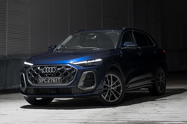 Audi Q5 S line Review