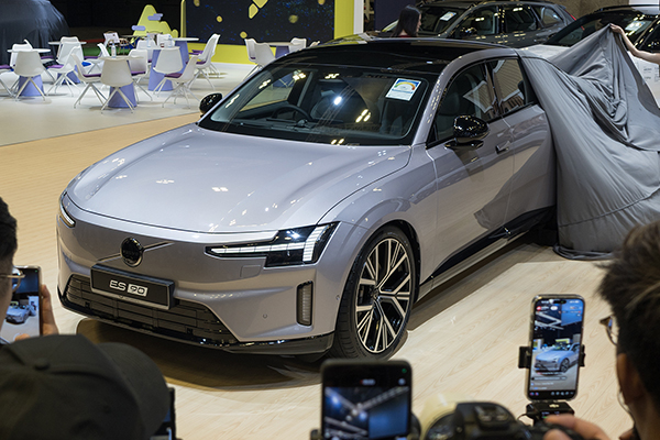 Volvo ES90 unveiled at 2026 Singapore Motor Show