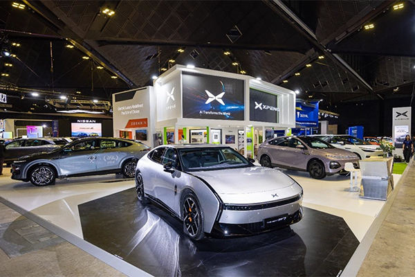 XPENG showcases the Next P7 and the G6 Air at SG Motor Show