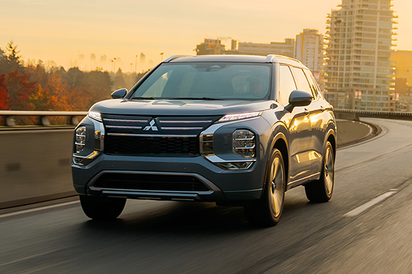 Mitsubishi launches updated Outlander PHEV in Canada