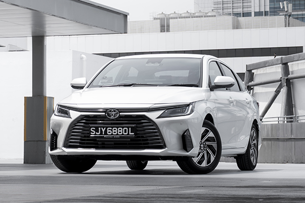 explore new car guides image