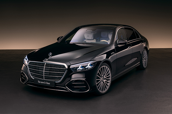 Thorough facelift: Mercedes-Benz unveils the new S-Class