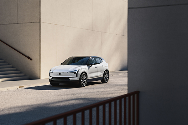 explore new car guides image