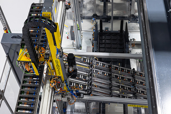 Batteries for new Porsche Cayenne to be produced in-house