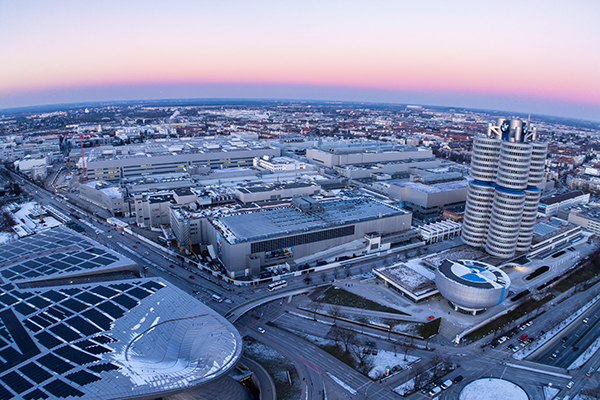 explore new car guides image