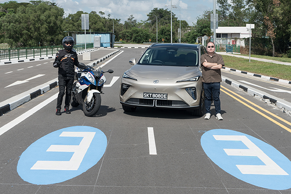 explore new car guides image